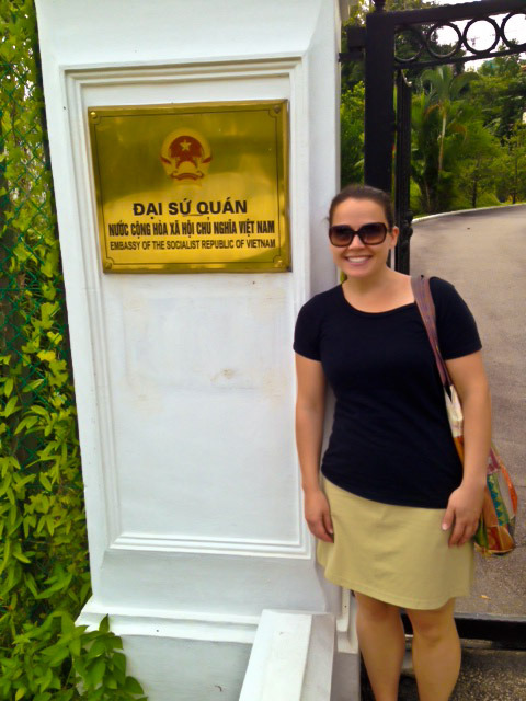 क्या मैं वियतनाम का वीजा और स्वीकृती पत्र सीधे दूतावास या राजभवन से प्राप्त कर सकता हूँ?